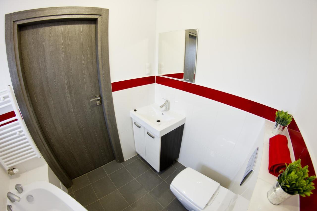 Park Apartament Rzeszow Dış mekan fotoğraf